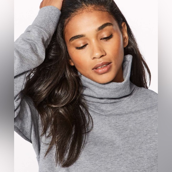 Lululemon Press Pause Pullover Heathered Medium Grey Size 2 - Picture 4 of 12